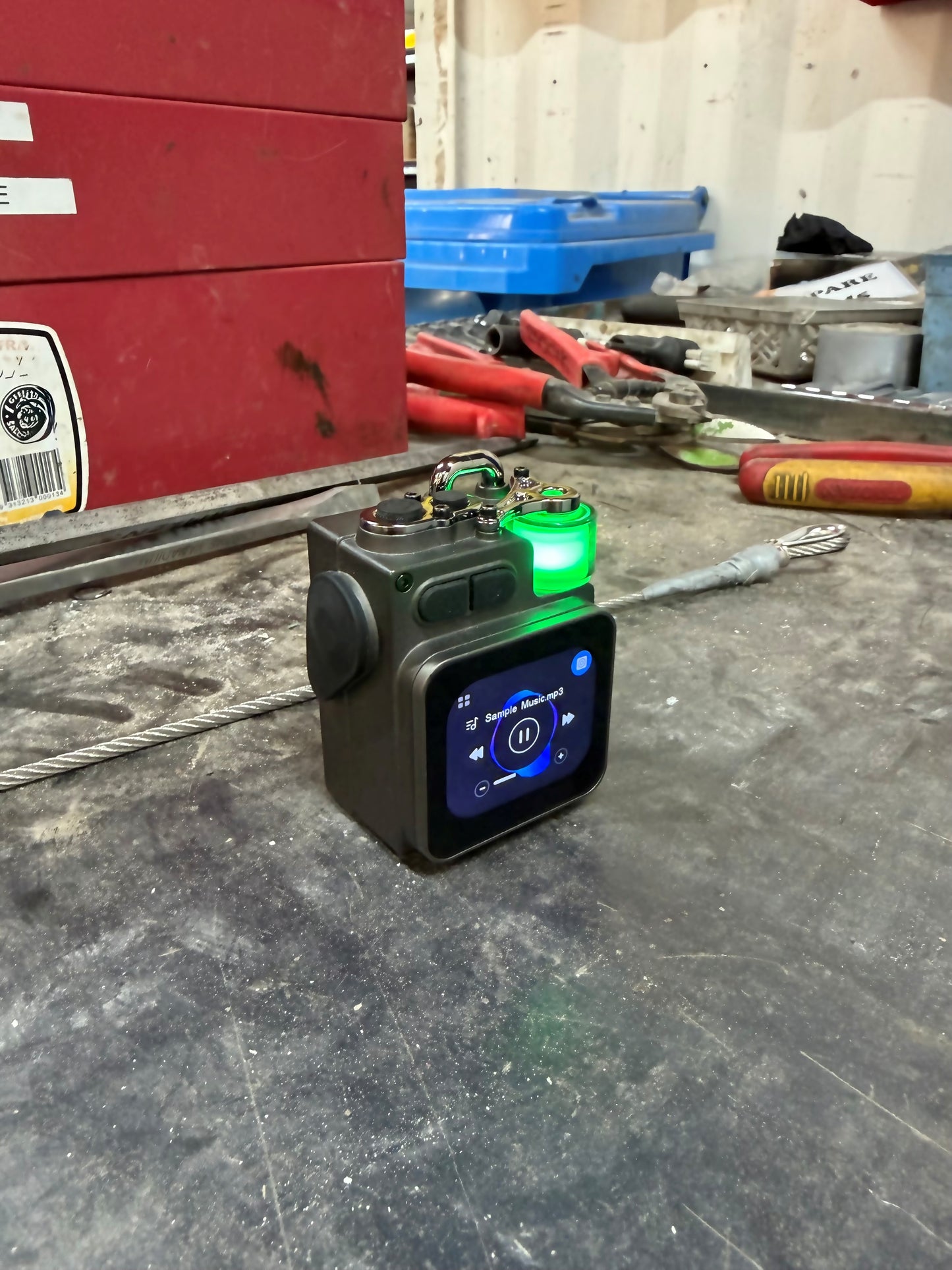 MadWoof K15 Portable Bluetooth Speaker — RGB Lighting, BT 5.4, Type-C Charging